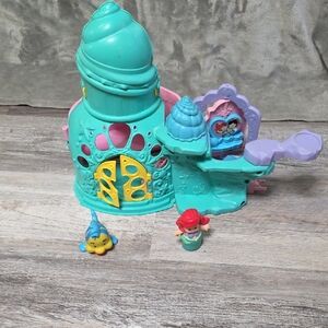 Fisher-Price Ocean Castle Playset with Figures - Teal, Yellow, Pink